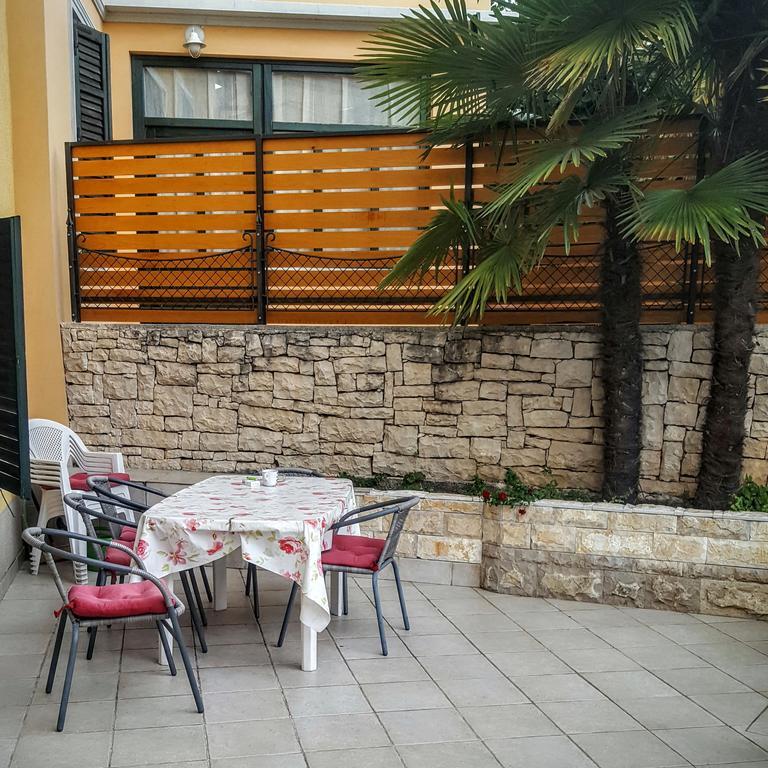 Holiday House Sara Opatija Buitenkant foto