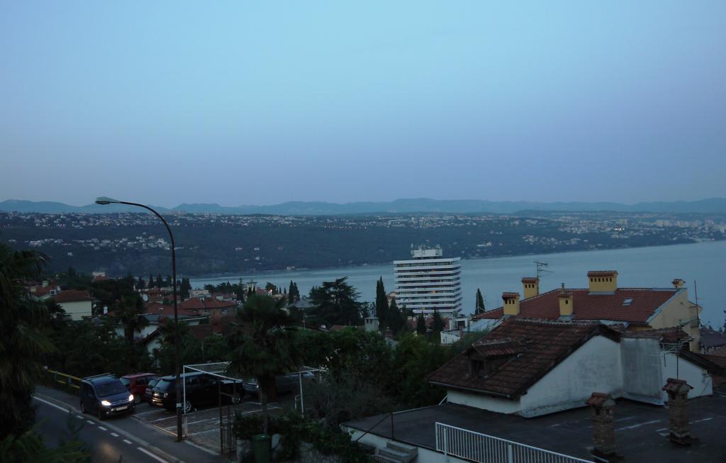 Holiday House Sara Opatija Buitenkant foto